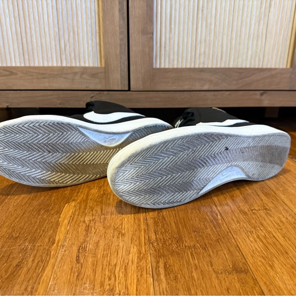 Nike Court Royale 2 MidTop - Men's Black and White - Picture 2 of 4